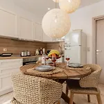 Ruby Of Naxos Residences 公寓 *