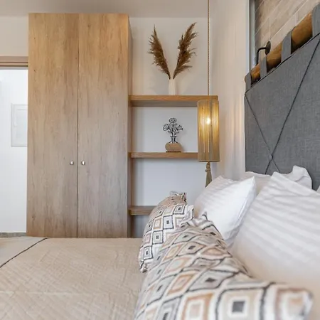 Ruby Of Naxos Residences