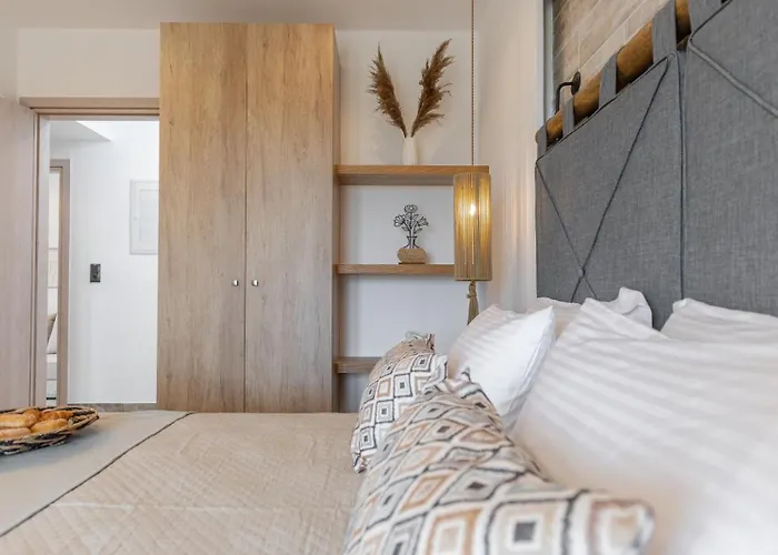 Ruby Of Naxos Residences